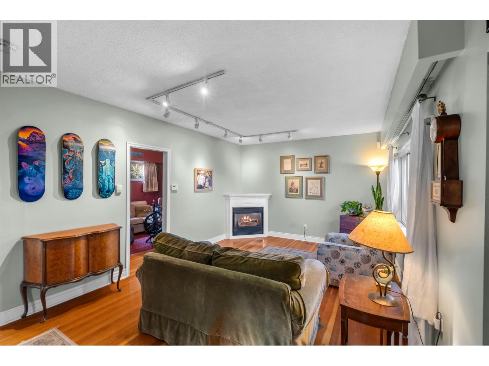 521 Garfield Street, New Westminster, British Columbia  V3L 4A6 - Photo 3 - R3099908