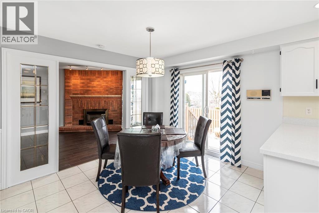 39 Guildwood Drive, Hamilton, Ontario  L9C 6S3 - Photo 11 - 40812501