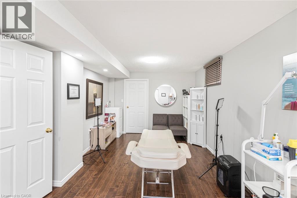 39 Guildwood Drive, Hamilton, Ontario  L9C 6S3 - Photo 36 - 40812501