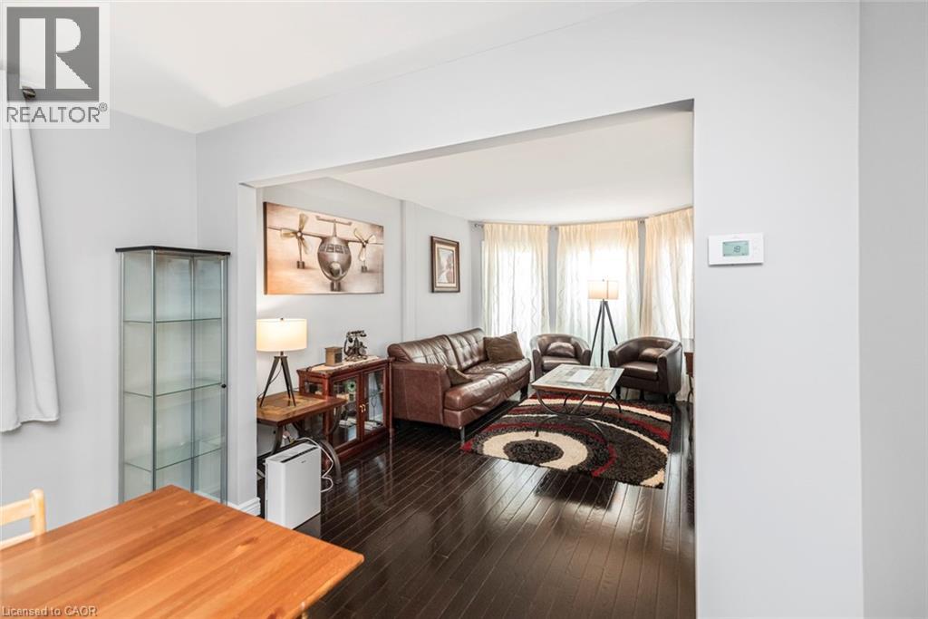 39 Guildwood Drive, Hamilton, Ontario  L9C 6S3 - Photo 6 - 40812501