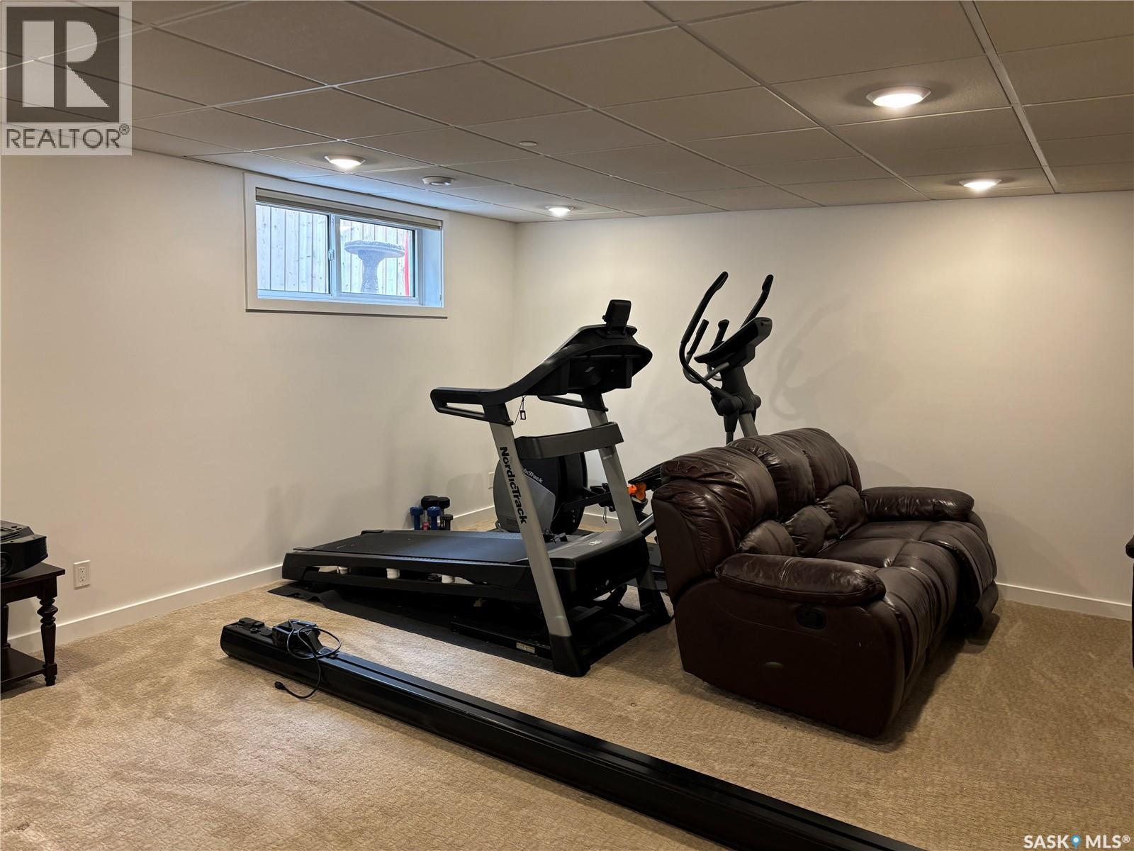 436 Ridgedale Street, Swift Current, Saskatchewan  S9H 5R9 - Photo 11 - SK030482