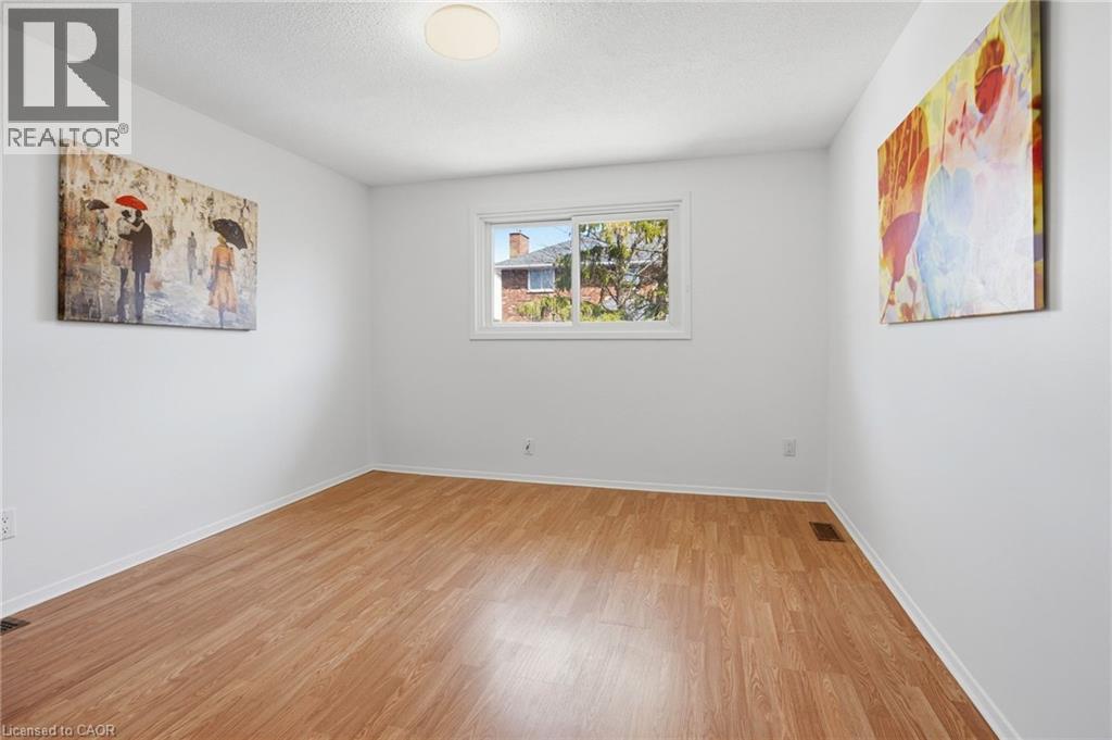 7 Calcott Court, Thorold, Ontario  L2V 4J9 - Photo 14 - 40811100