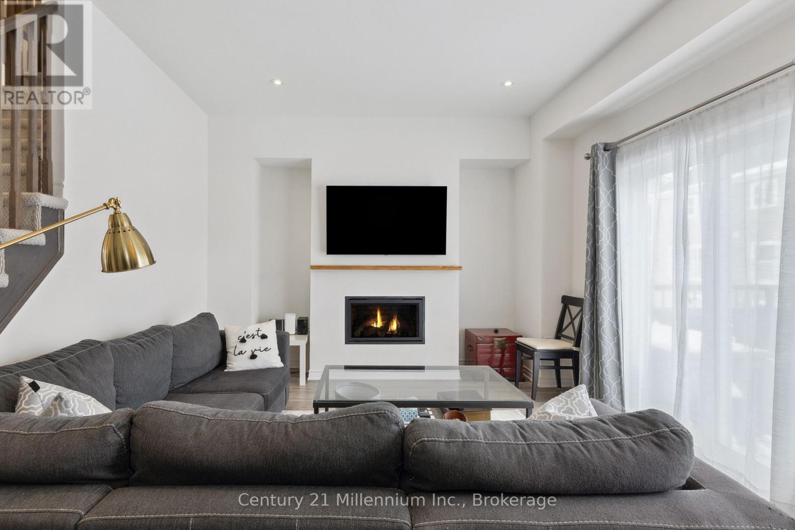 33 Dunes Drive, Wasaga Beach, Ontario  L9Z 0J1 - Photo 24 - S12887296