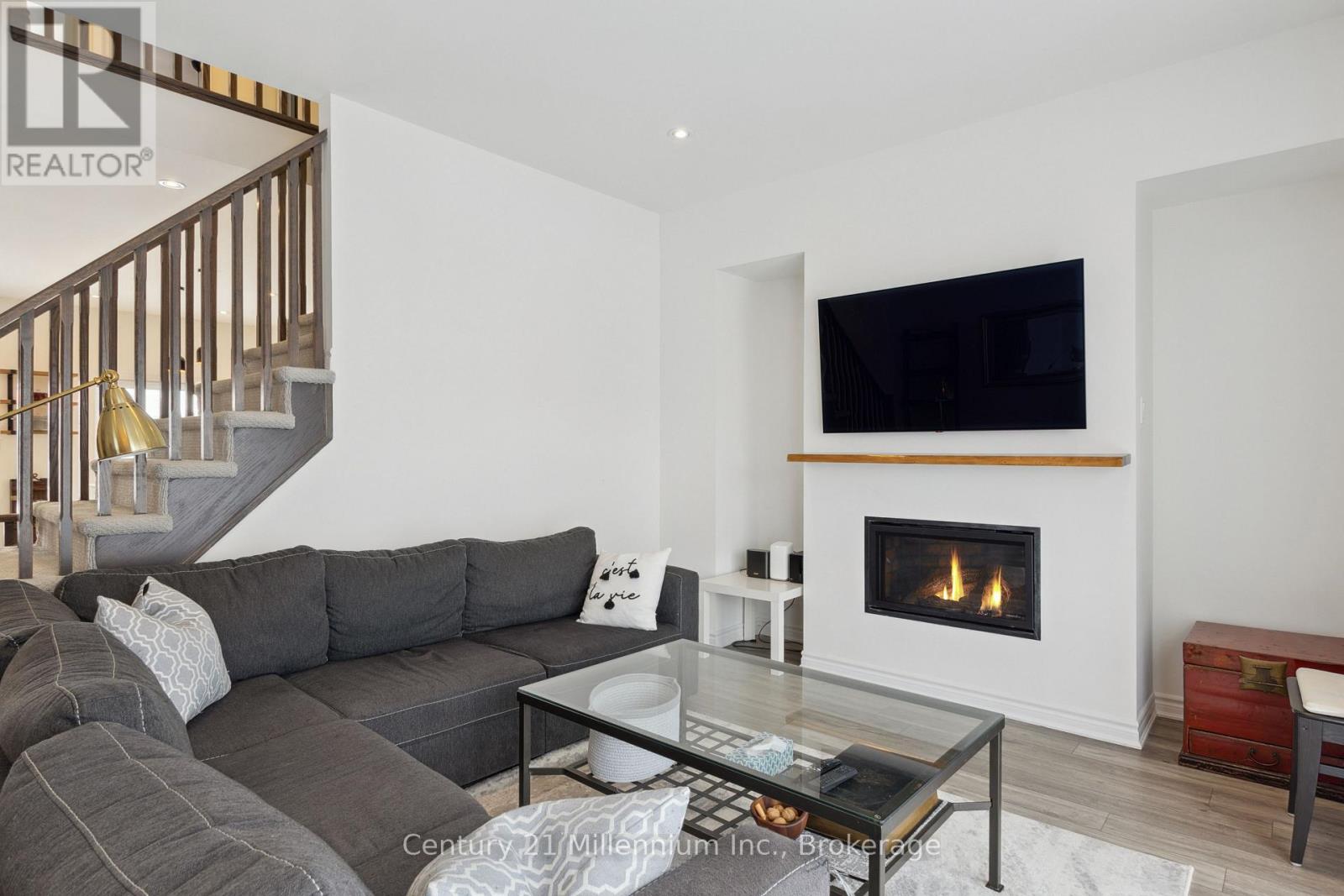 33 Dunes Drive, Wasaga Beach, Ontario  L9Z 0J1 - Photo 25 - S12887296