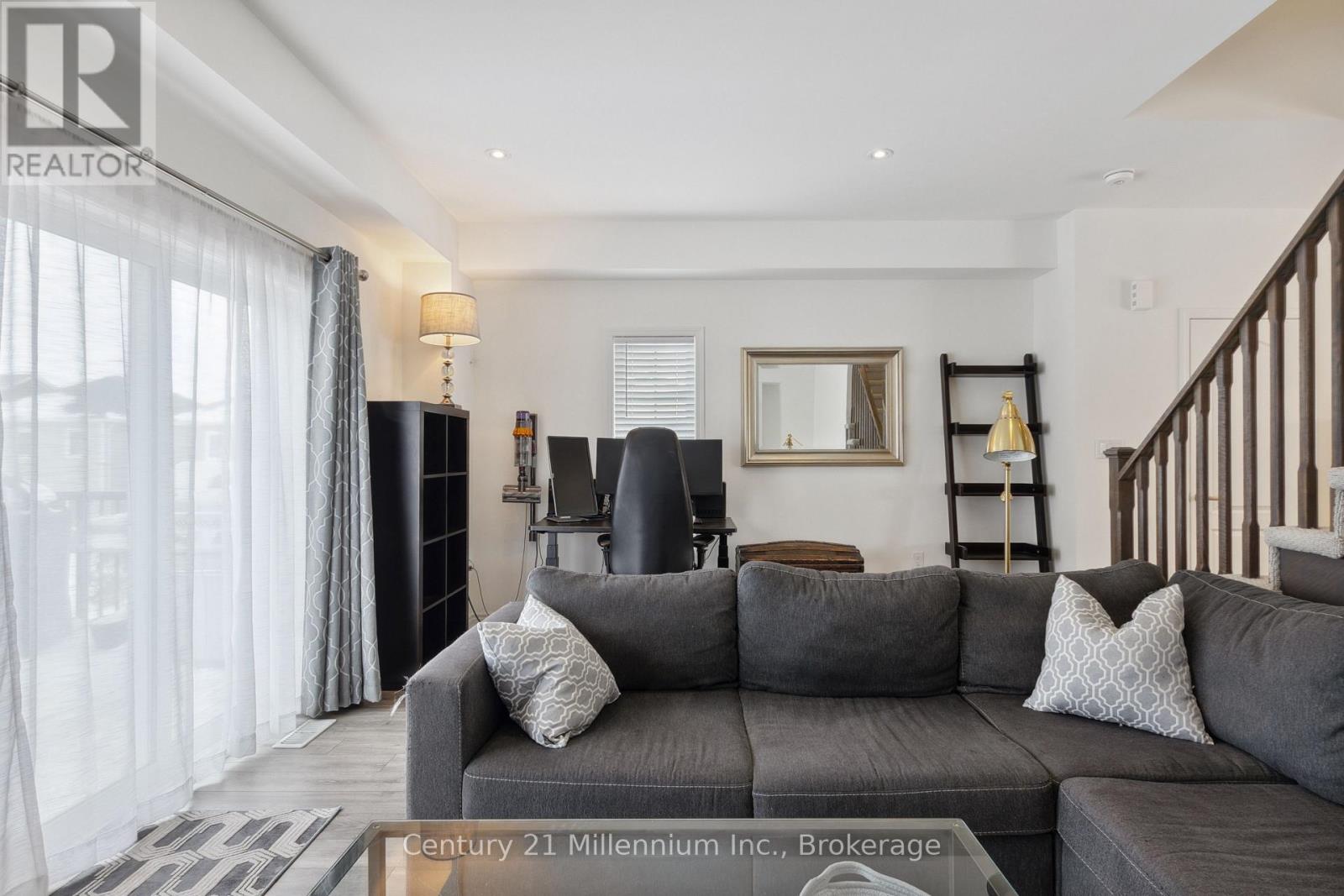 33 Dunes Drive, Wasaga Beach, Ontario  L9Z 0J1 - Photo 26 - S12887296