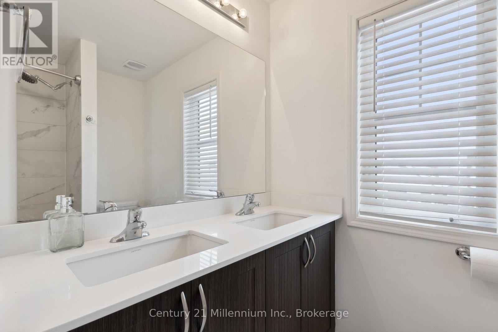 33 Dunes Drive, Wasaga Beach, Ontario  L9Z 0J1 - Photo 38 - S12887296