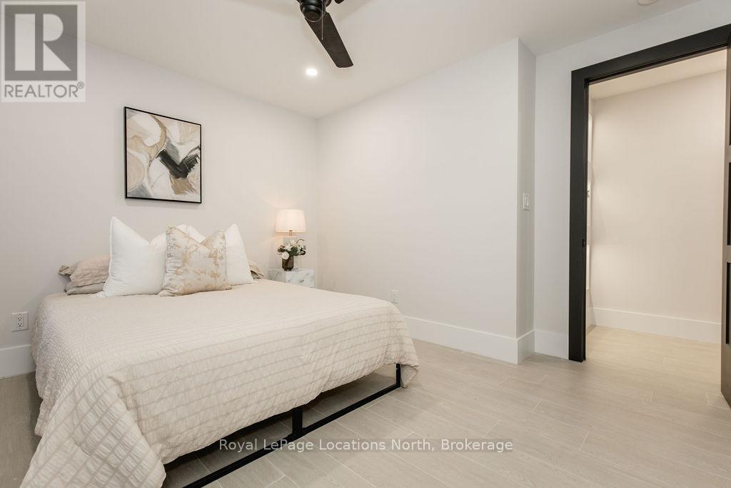 478 Golf Course Road, Wasaga Beach, Ontario  L9Z 1S5 - Photo 34 - S12887302