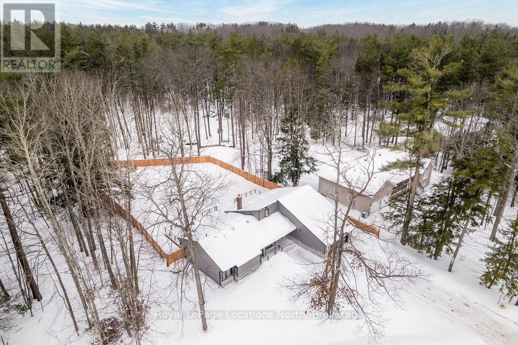 478 Golf Course Road, Wasaga Beach, Ontario  L9Z 1S5 - Photo 44 - S12887302