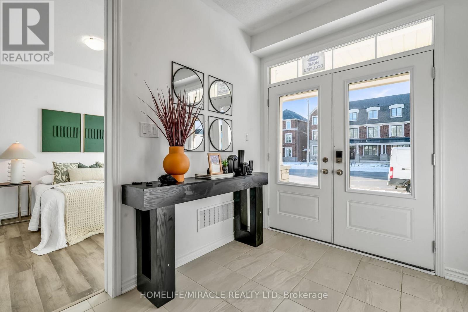 32 Bellasera Way, Caledon, Ontario  L7C 1Z9 - Photo 3 - W12886442