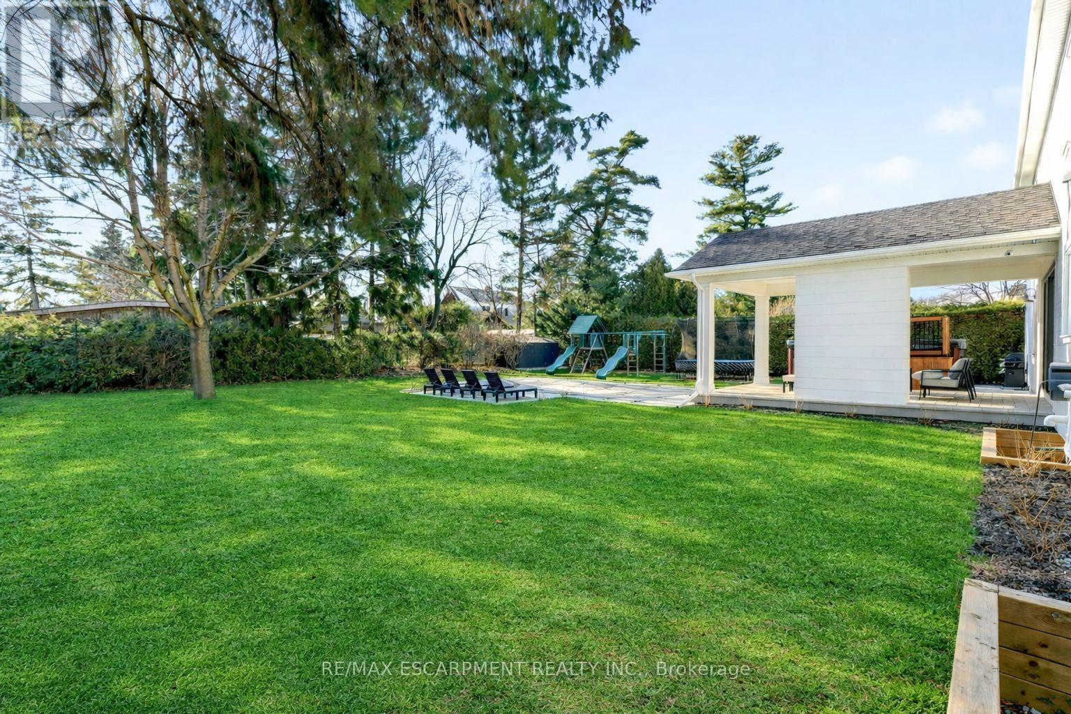 940 Gorton Avenue, Burlington, Ontario  L7T 1S5 - Photo 44 - W12886888