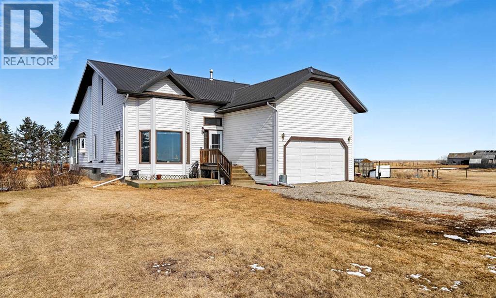 271104 Township Road 224, Rural Rocky View County, Alberta  T1X 2B2 - Photo 4 - A2292675