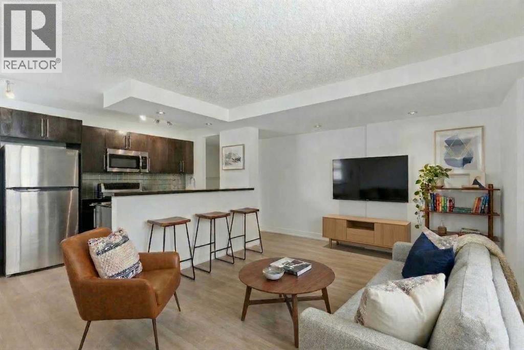 101, 2220 16a Street Sw, Calgary, Alberta  T2T 4K3 - Photo 3 - A2293076