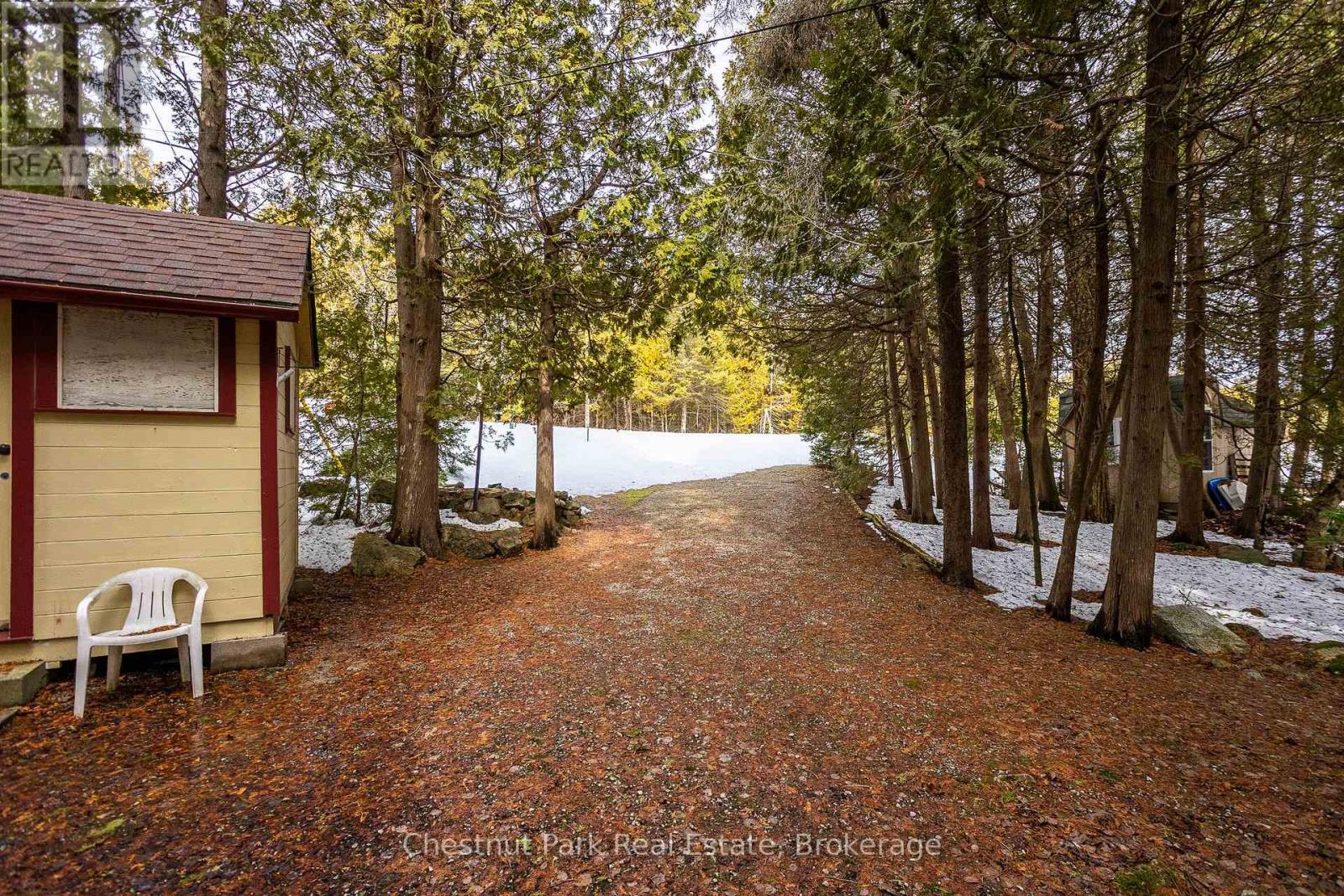 41 Simpson Avenue, Northern Bruce Peninsula, Ontario  N0H 2R0 - Photo 14 - X12887348