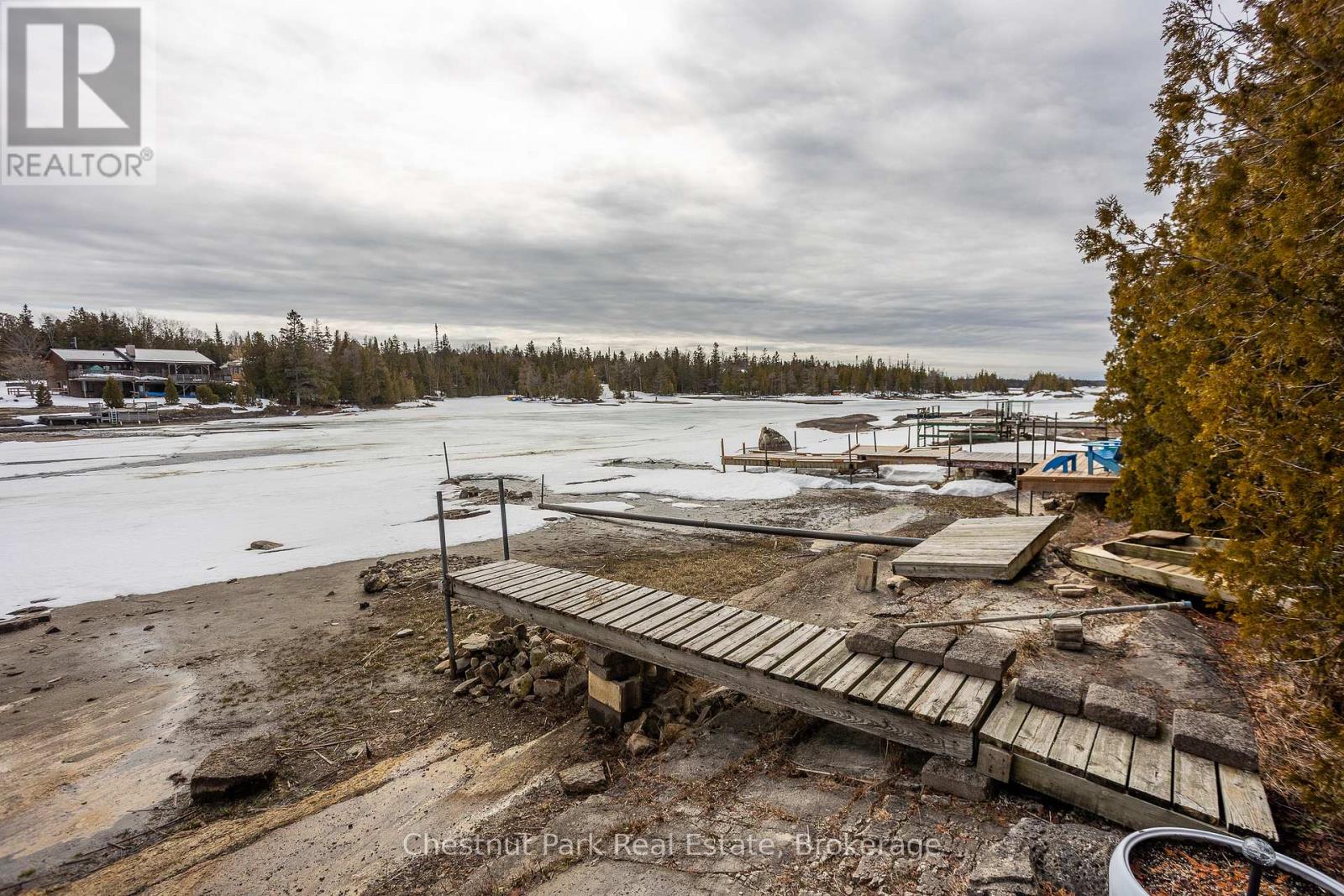 41 Simpson Avenue, Northern Bruce Peninsula, Ontario  N0H 2R0 - Photo 20 - X12887348