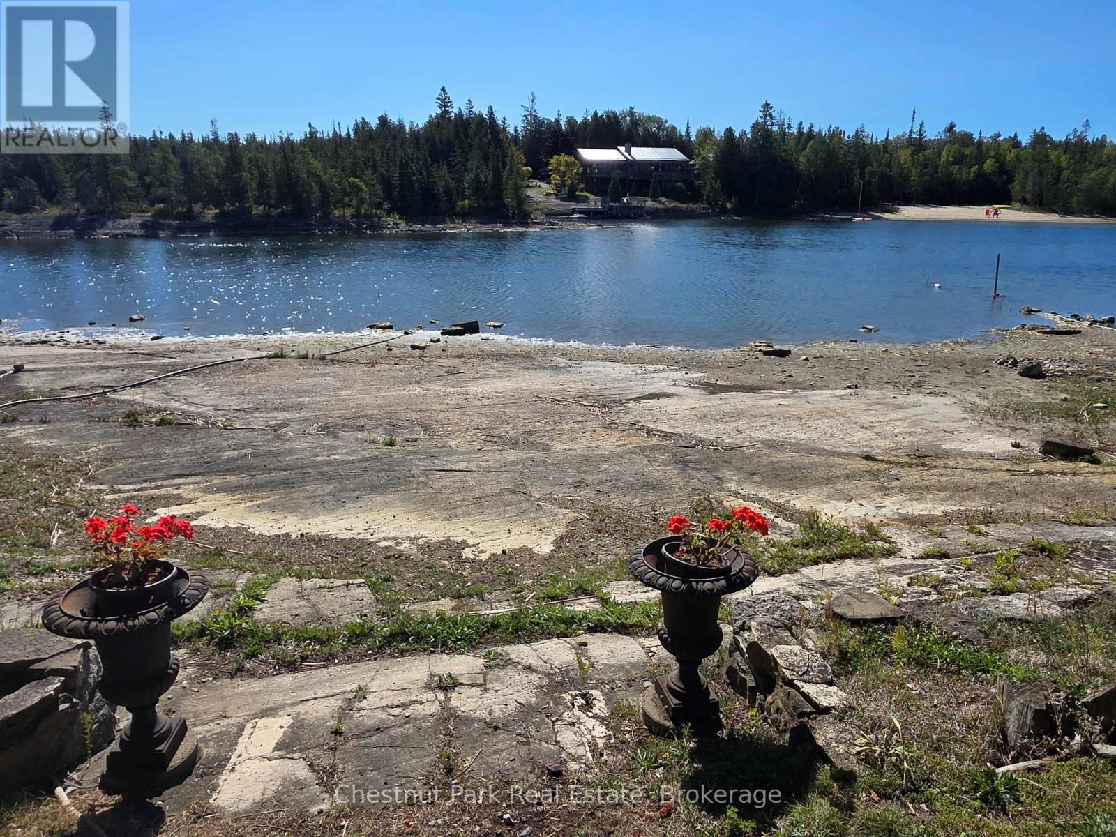 41 Simpson Avenue, Northern Bruce Peninsula, Ontario  N0H 2R0 - Photo 27 - X12887348