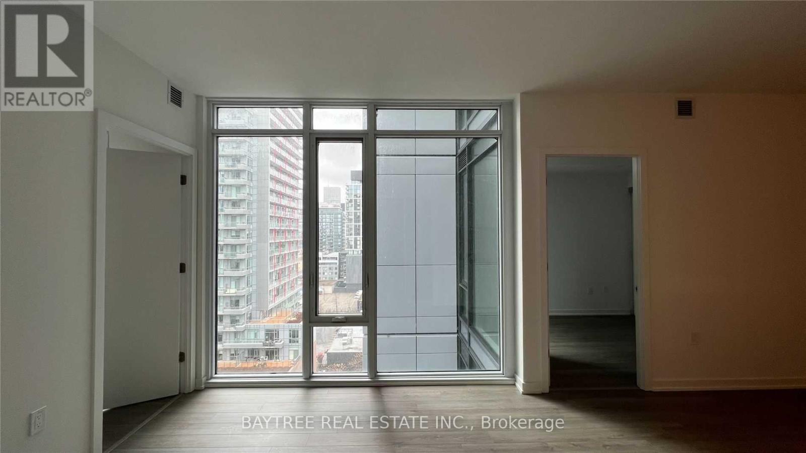 919 - 50 Power Street, Toronto (Moss Park), Ontario  M5A 0V3 - Photo 5 - C12887226