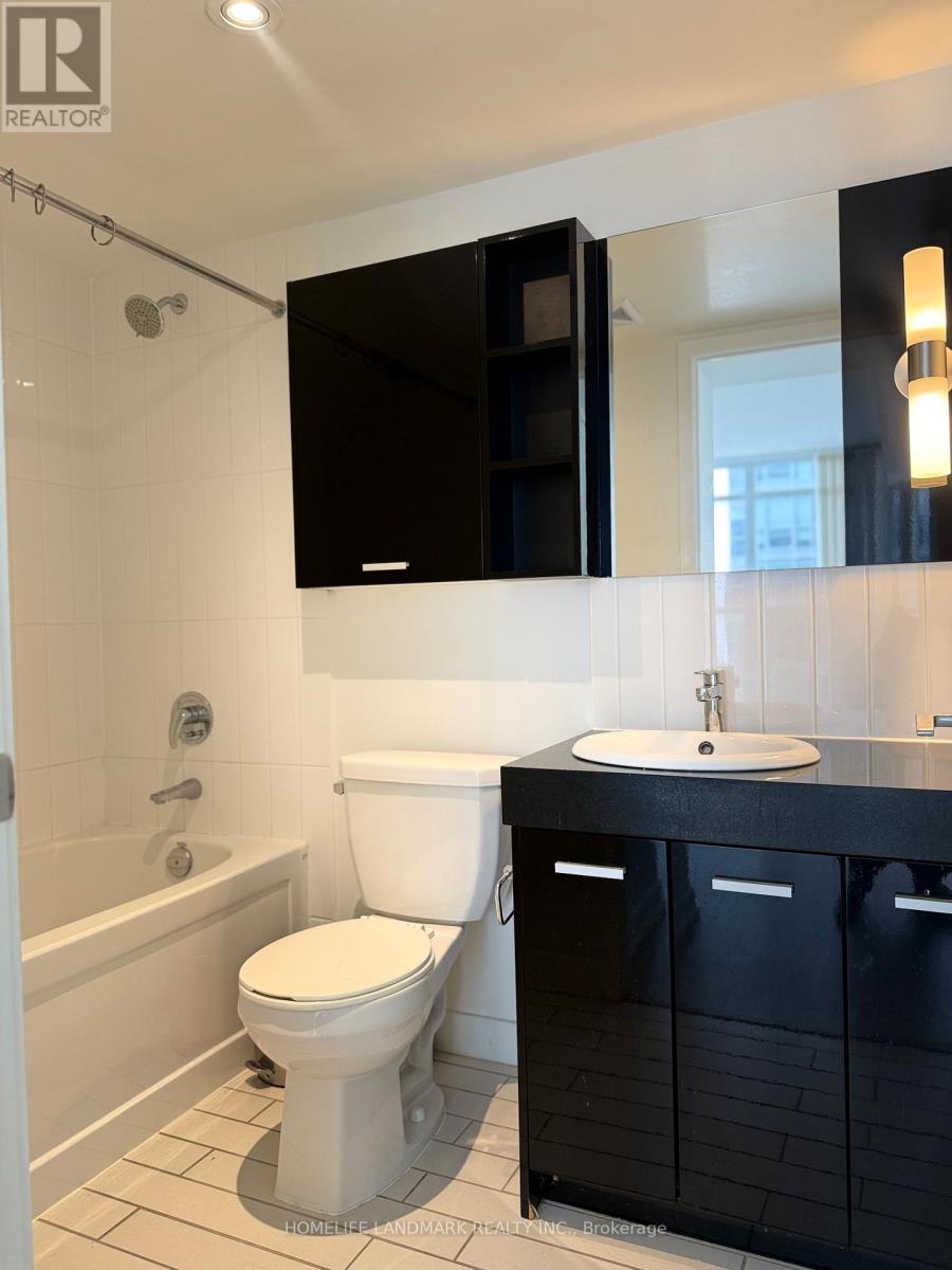 1721 - 19 Singer Court, Toronto (Bayview Village), Ontario  M2K 0B2 - Photo 14 - C12887256