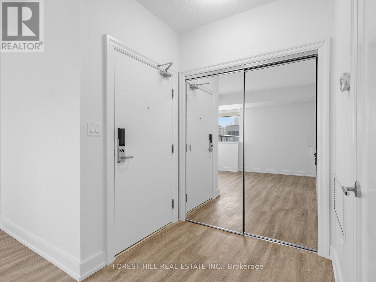 510 - 50 Spadina Road, Toronto, Ontario  M5R 2P1 - Photo 4 - C12887260