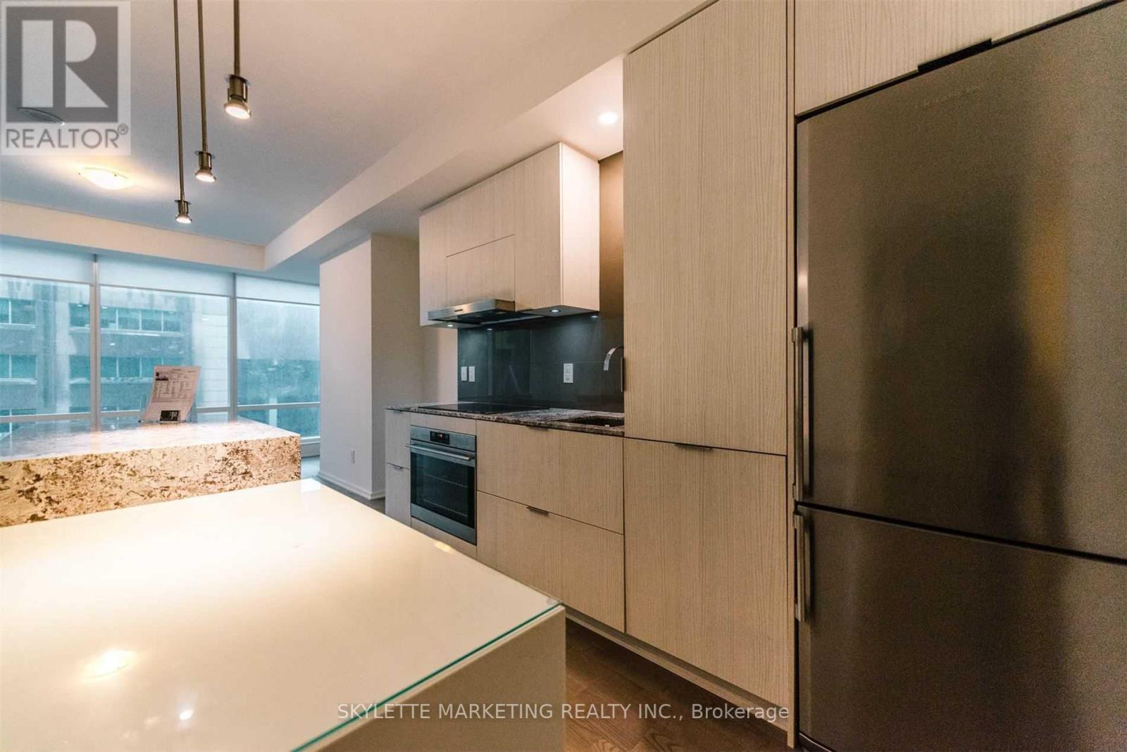 422 - 1 Bloor Street E, Toronto, Ontario  M4W 0A8 - Photo 7 - C12887262