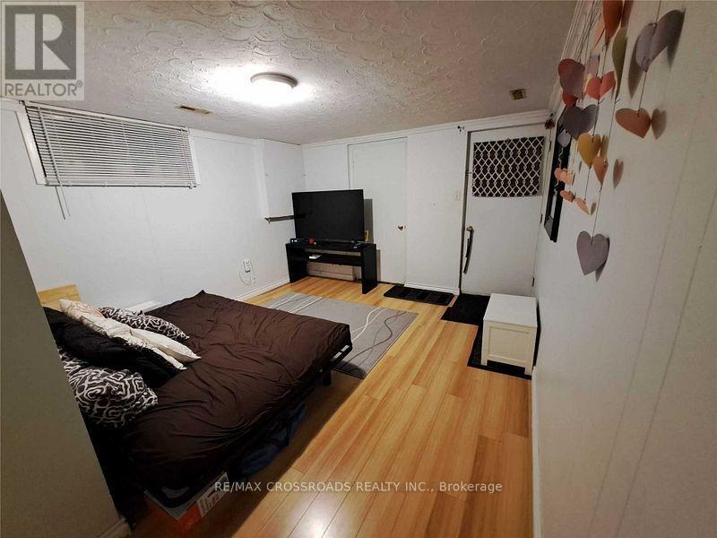 Bsmt - 19 Sepia Drive, Toronto, Ontario  M2J 4E9 - Photo 8 - C12887332