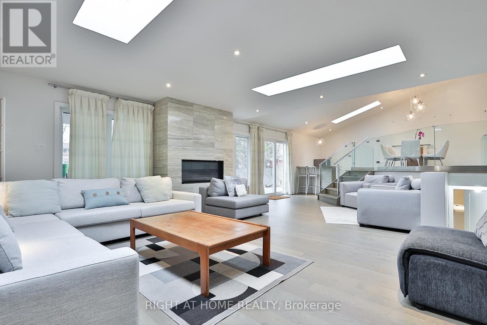 34 Scarcliff Gardens, Toronto (Guildwood), Ontario  M1E 2A2 - Photo 6 - E12887220