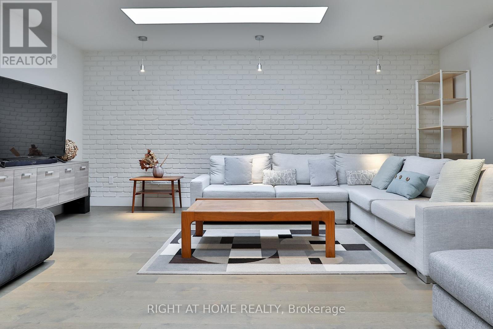 34 Scarcliff Gardens, Toronto (Guildwood), Ontario  M1E 2A2 - Photo 7 - E12887220