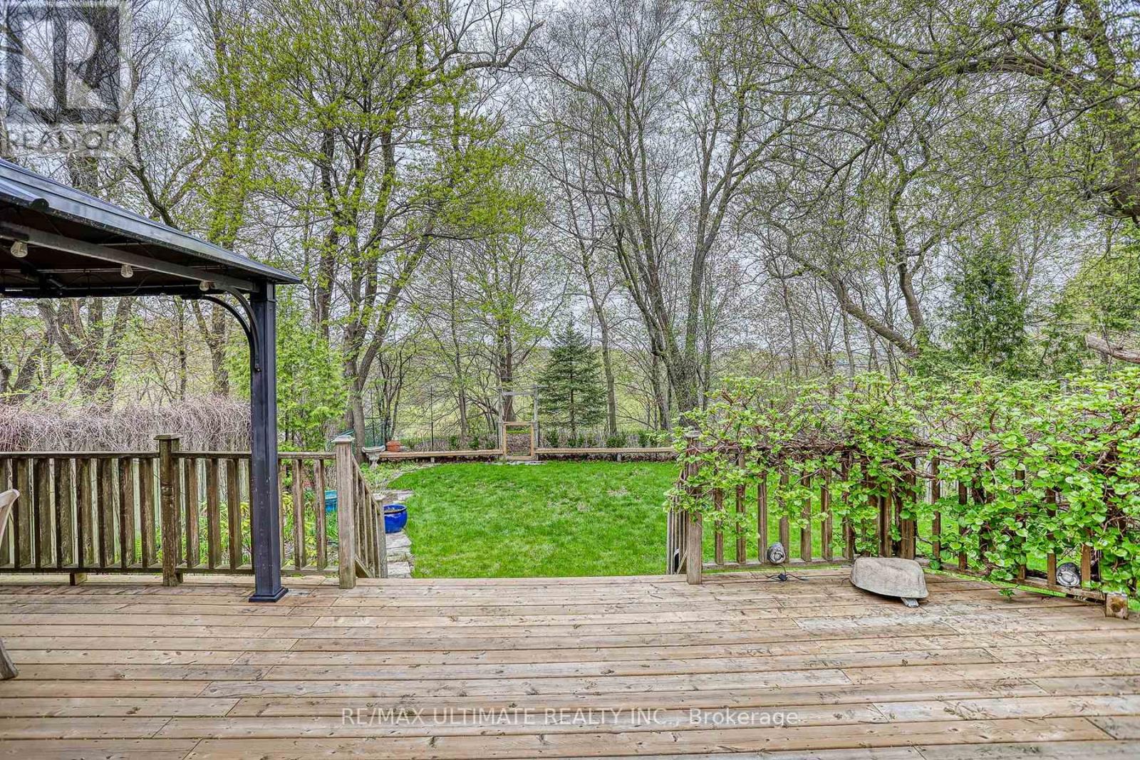 103 Weir Crescent, Toronto (West Hill), Ontario  M1E 3B2 - Photo 38 - E12887238