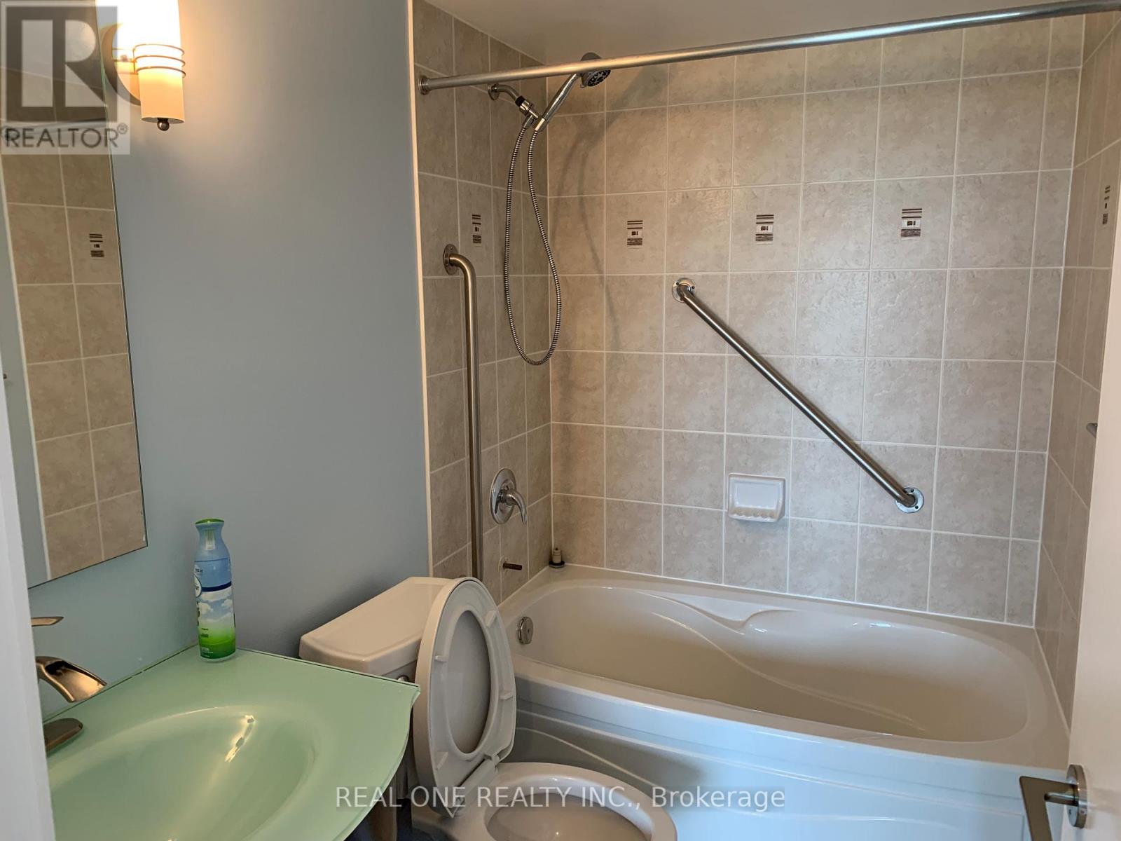 2125 - 238 Bonis Avenue, Toronto, Ontario  M1T 3W7 - Photo 8 - E12887350