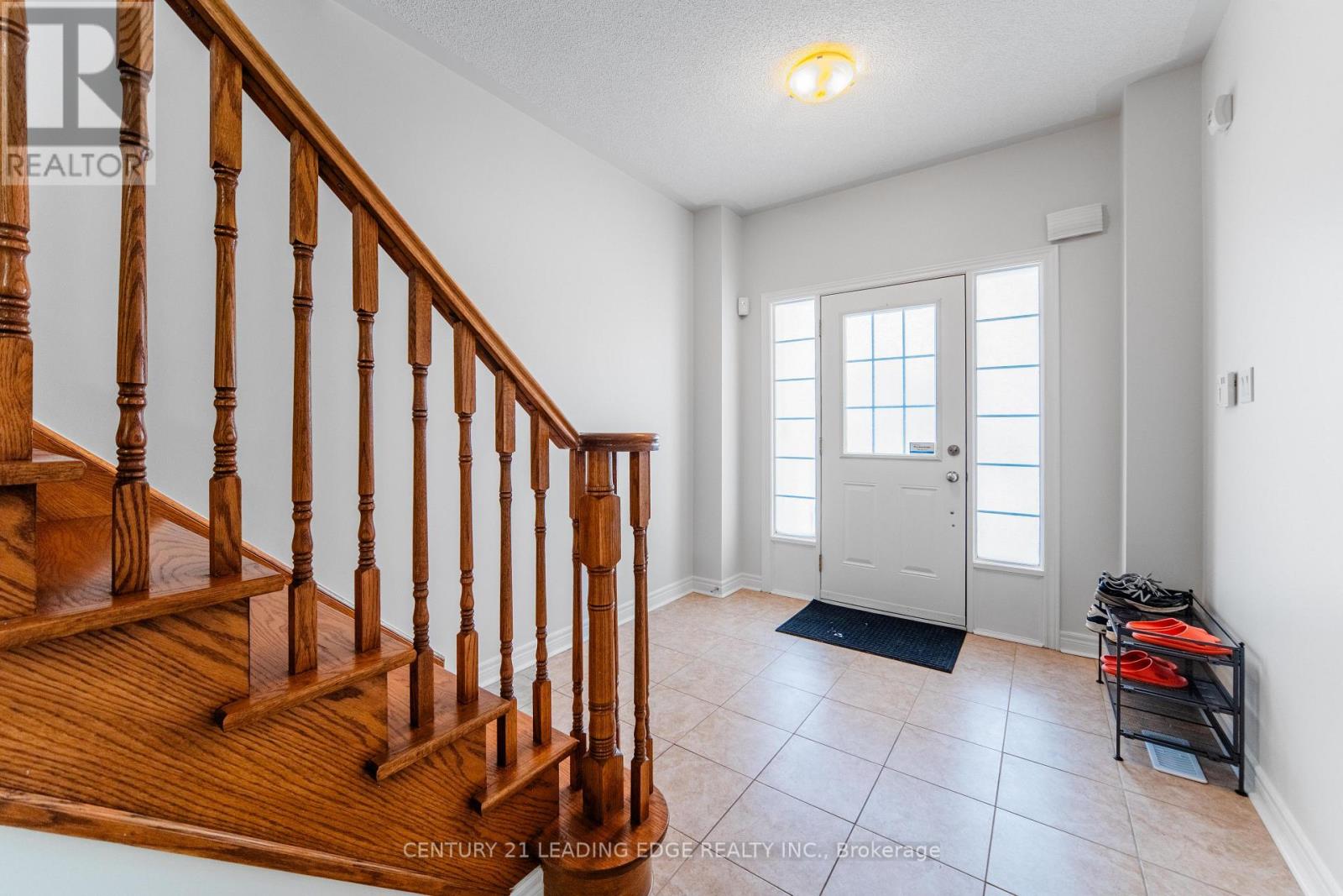 66 Woodbury Crescent, Newmarket (Summerhill Estates), Ontario  L3X 2T2 - Photo 13 - N12887206