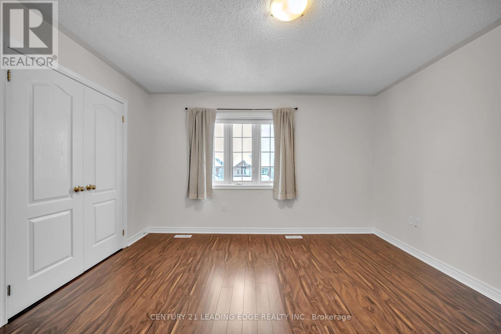 66 Woodbury Crescent, Newmarket (Summerhill Estates), Ontario  L3X 2T2 - Photo 15 - N12887206