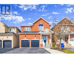 66 WOODBURY CRESCENT, Newmarket, Ontario