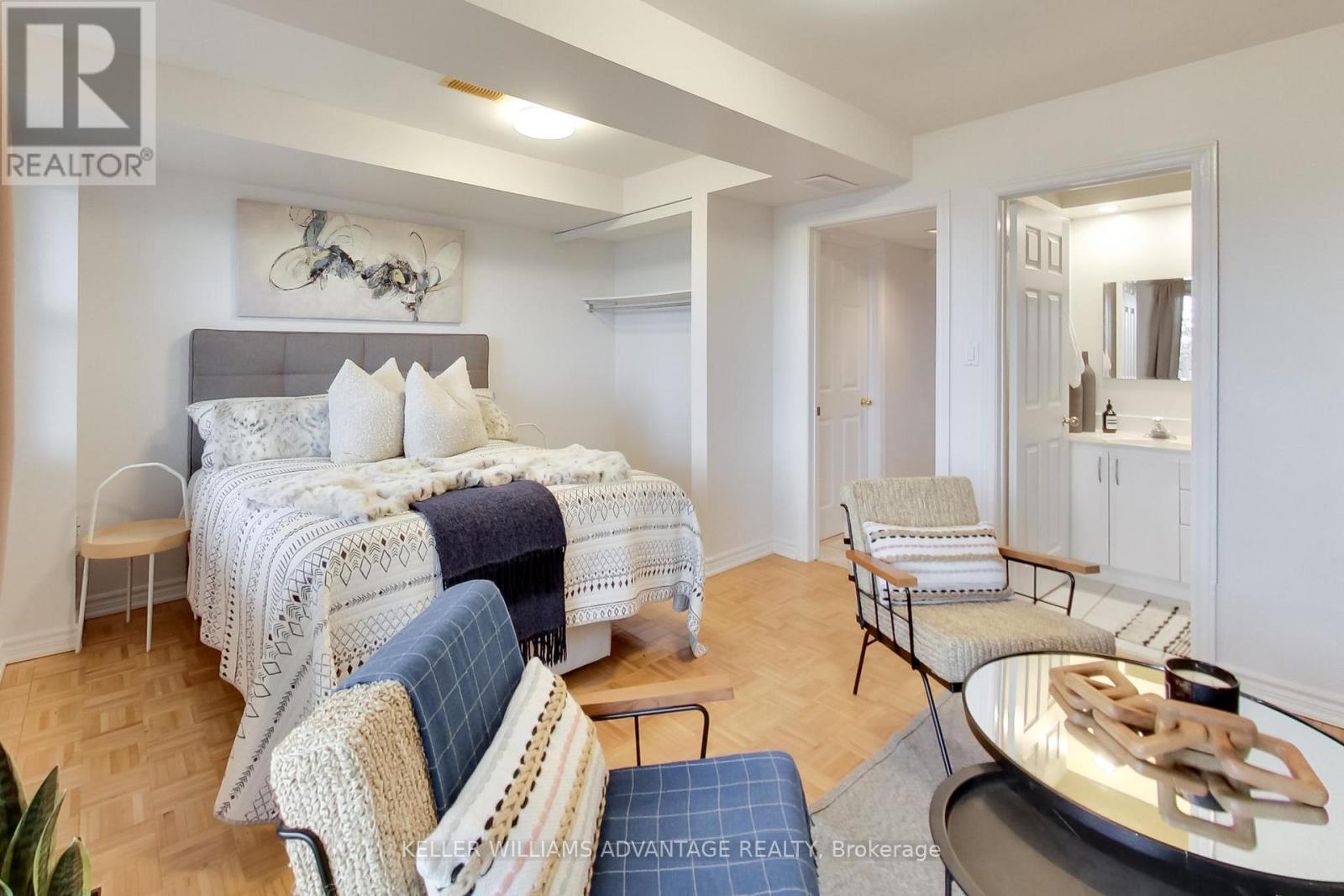 79 Maple Park Way, Markham, Ontario  L6G 1C5 - Photo 7 - N12887236