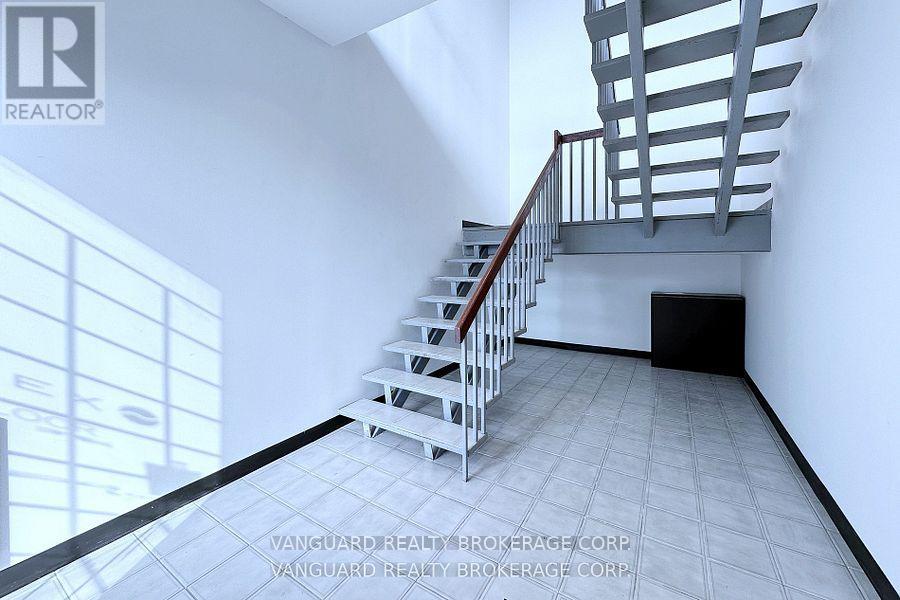 200 - 681 Rowntree Dairy Road, Vaughan (Pine Valley Business Park), Ontario  L4L 5T9 - Photo 3 - N12887248