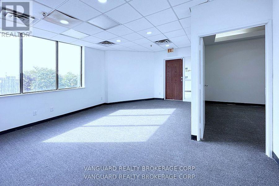 200 - 681 Rowntree Dairy Road, Vaughan (Pine Valley Business Park), Ontario  L4L 5T9 - Photo 6 - N12887248