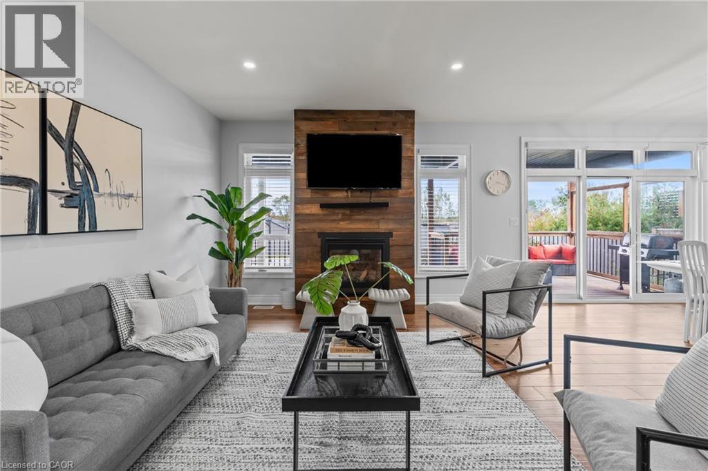 212 Viger Drive, Welland, Ontario  L3B 1A5 - Photo 4 - 40795770