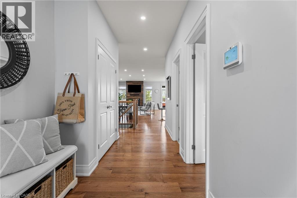 212 Viger Drive, Welland, Ontario  L3B 1A5 - Photo 3 - 40795770