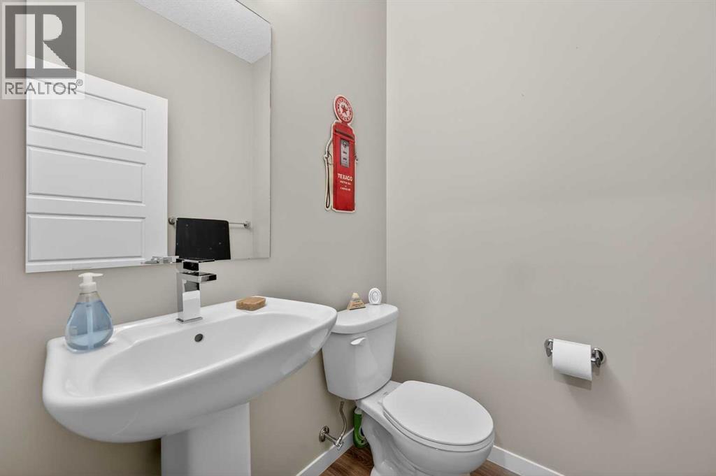 258 New Brighton Walk Se, Calgary, Alberta  T2Z 5C7 - Photo 18 - A2280806