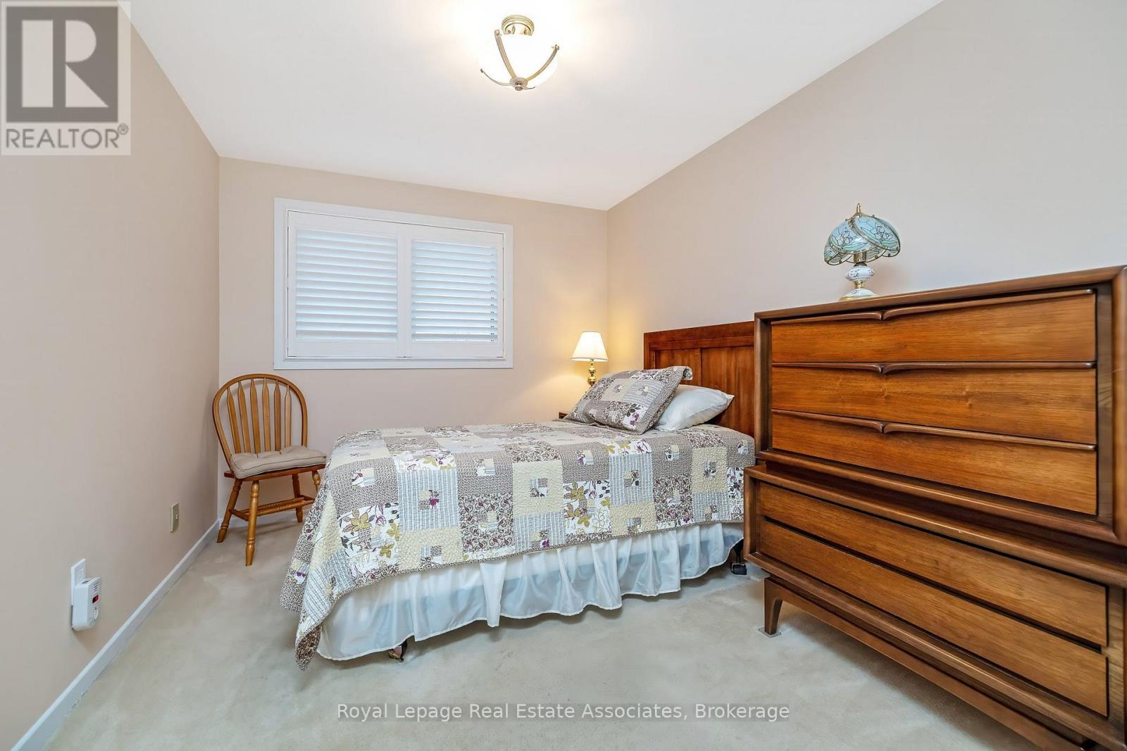 15 Stockman Crescent, Halton Hills (Georgetown), Ontario  L7G 1J5 - Photo 27 - W12887234