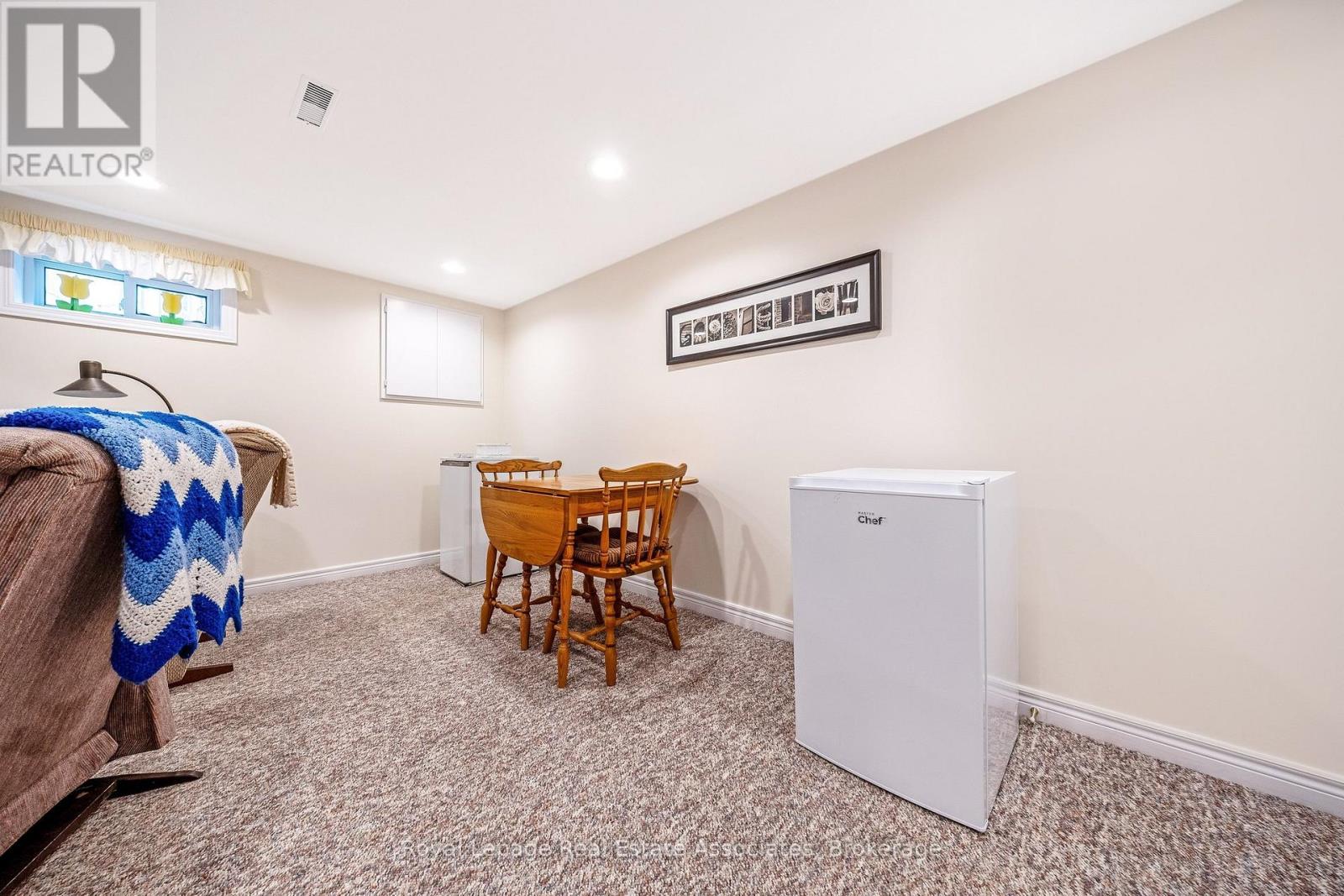 15 Stockman Crescent, Halton Hills (Georgetown), Ontario  L7G 1J5 - Photo 34 - W12887234