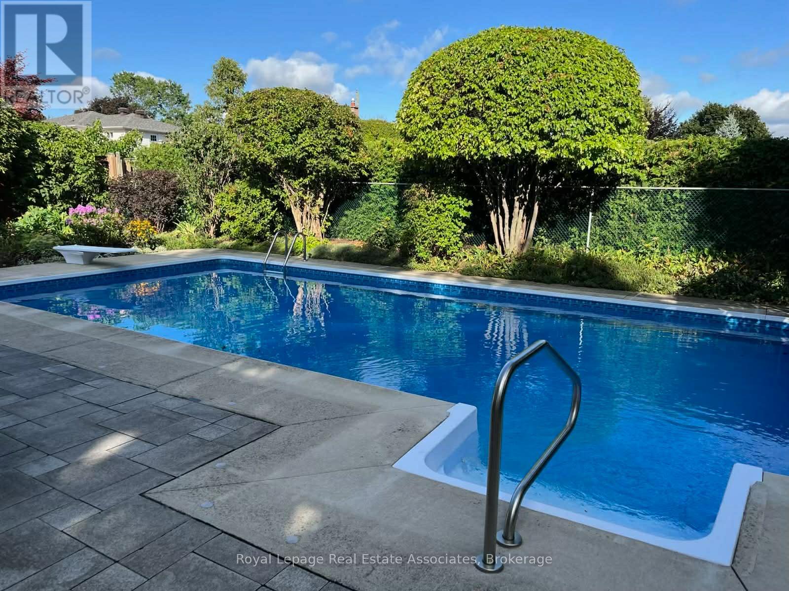 15 Stockman Crescent, Halton Hills (Georgetown), Ontario  L7G 1J5 - Photo 39 - W12887234