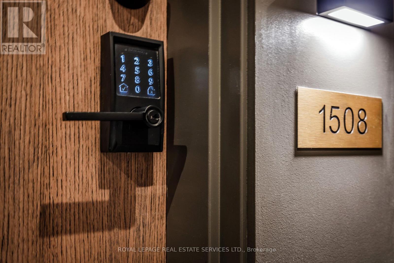 1508 - 1035 Southdown Road, Mississauga, Ontario  L5J 0A2 - Photo 19 - W12887272