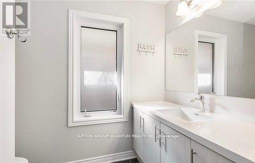 3038 Hibiscus Gardens, Oakville (Go Glenorchy), Ontario  L6M 4M2 - Photo 12 - W12887274