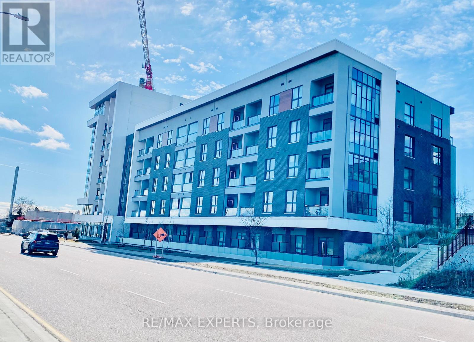 206 - 95 Dundas Street W, Oakville (Go Glenorchy), Ontario  L6M 5N4 - Photo 23 - W12887344