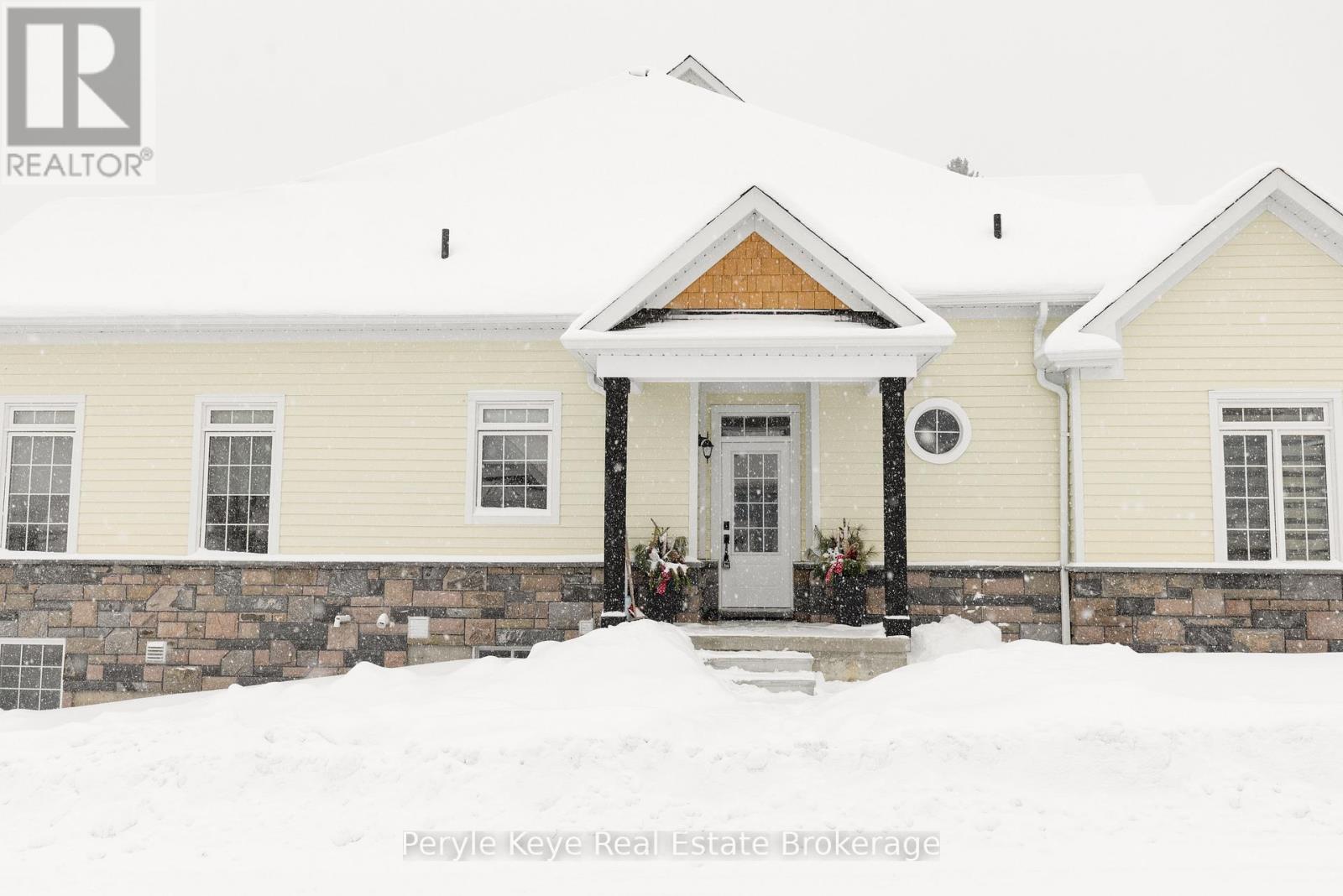 2 Leeds Court, Bracebridge, Ontario  P1L 0B7 - Photo 6 - X12723394