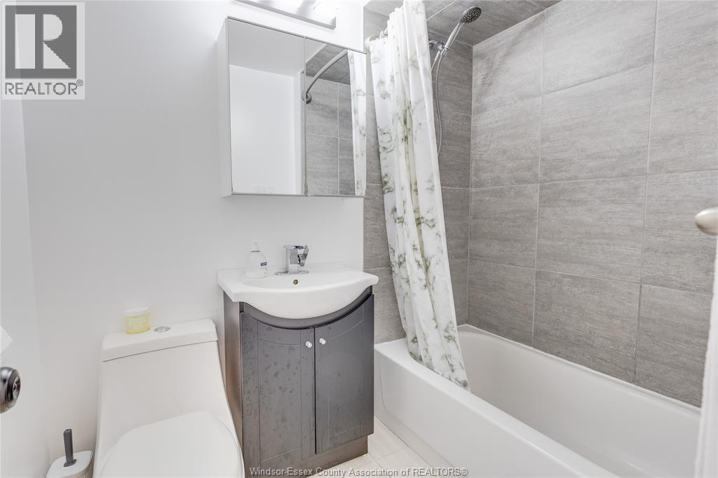 2446 Gatwick Avenue, Windsor, Ontario N8P 1Y7 - Photo 42 - 26005477