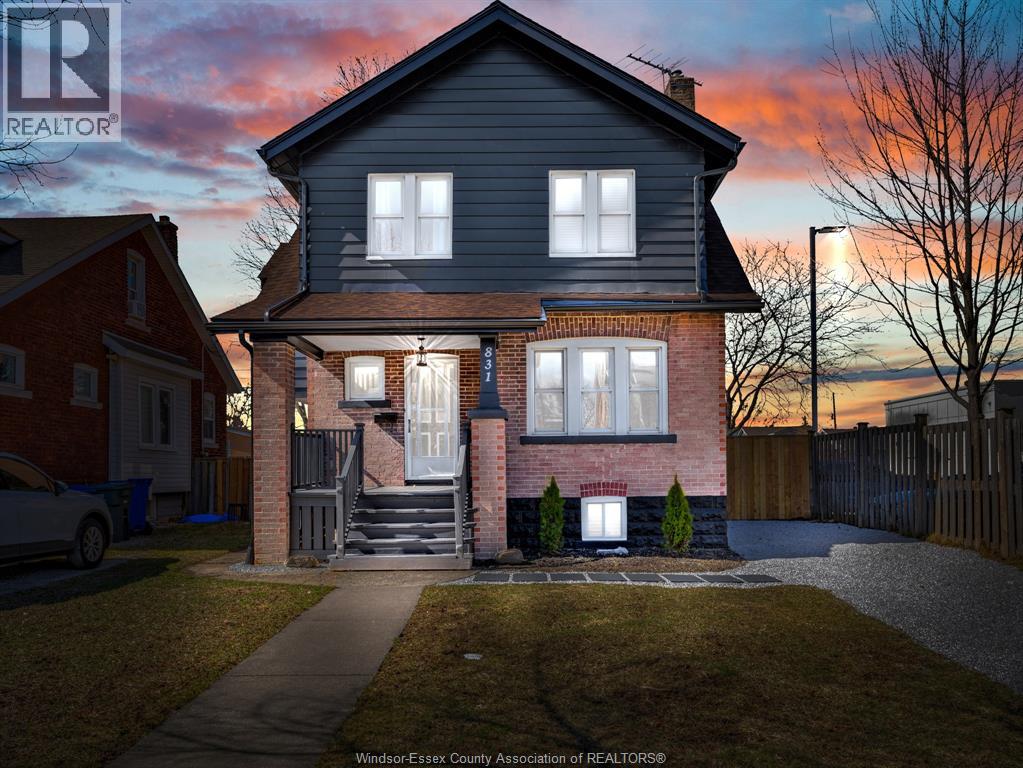 831 Dawson, Windsor, Ontario  N8Y 4A1 - Photo 1 - 26005468