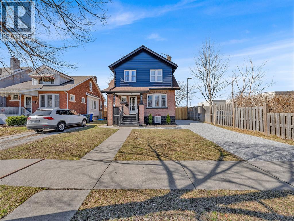 831 Dawson, Windsor, Ontario  N8Y 4A1 - Photo 3 - 26005468