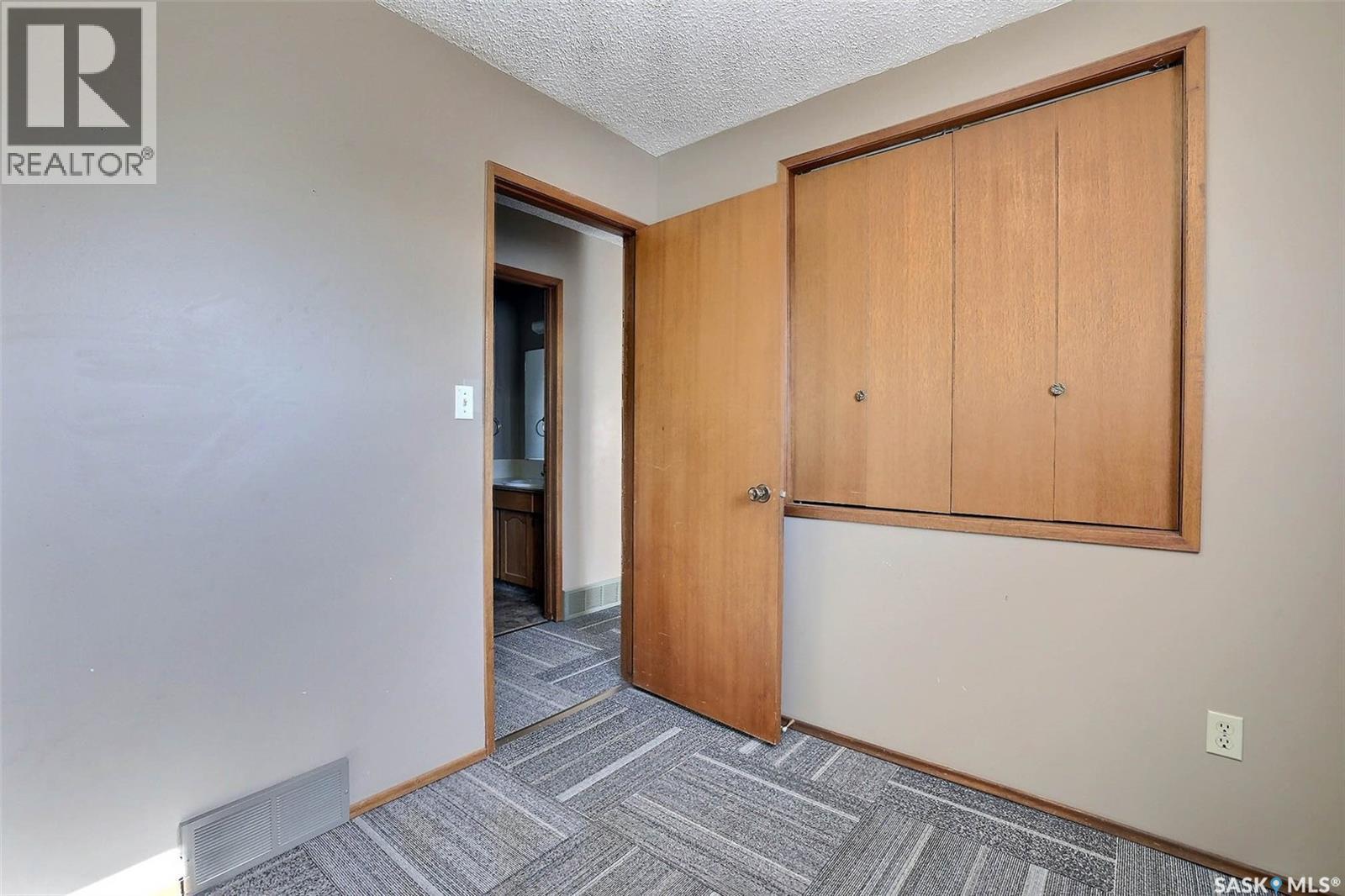 1580 Lacon Street, Regina, Saskatchewan  S4N 1Z4 - Photo 13 - SK030527