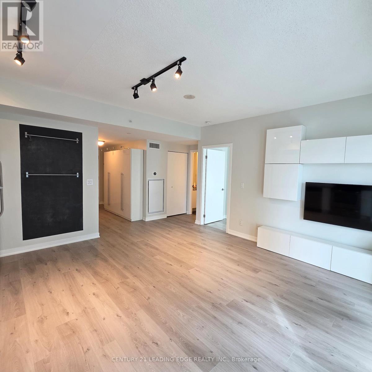 810 - 69 Lynn Williams Street, Toronto (Niagara), Ontario  M6K 3R7 - Photo 9 - C12887324