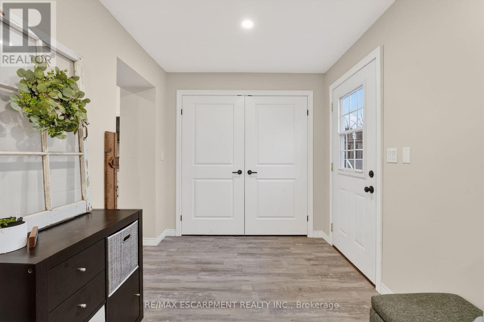 332 Queen Street N, Norfolk (Simcoe), Ontario  N3Y 3Z1 - Photo 23 - X12887250